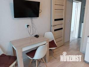 1-к квартира, посуточно, 40м2, 10/16 этаж