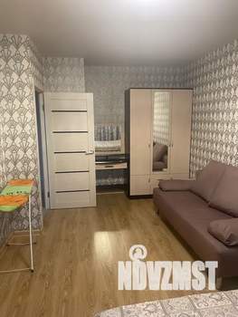 1-к квартира, посуточно, 38м2, 4/10 этаж