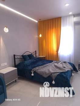 Студия квартира, посуточно, 35м2, 12/21 этаж