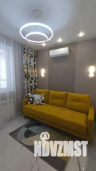 1-к квартира, посуточно, 37м2, 17/24 этаж