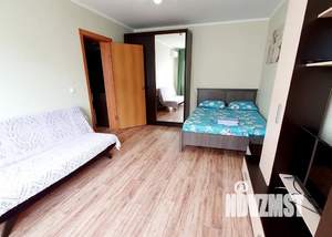 Студия квартира, посуточно, 48м2, 12/17 этаж