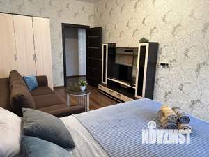 1-к квартира, посуточно, 42м2, 6/8 этаж