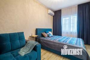 Студия квартира, посуточно, 35м2, 13/20 этаж