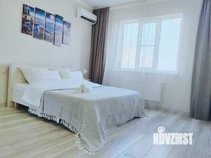 1-к квартира, посуточно, 34м2, 8/17 этаж