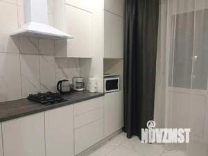 1-к квартира, посуточно, 37м2, 1/1 этаж