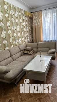 2-к квартира, посуточно, 65м2, 1/4 этаж