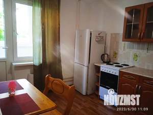 1-к квартира, посуточно, 38м2, 1/16 этаж