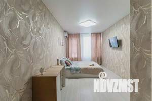 1-к квартира, посуточно, 40м2, 4/18 этаж