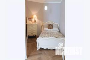 1-к квартира, посуточно, 35м2, 7/20 этаж