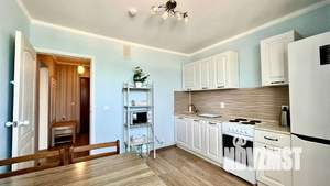 1-к квартира, посуточно, 40м2, 7/16 этаж