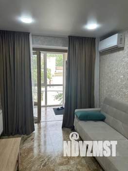 Студия квартира, посуточно, 18м2, 1/5 этаж