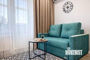 1-к квартира, посуточно, 41м2, 13/18 этаж