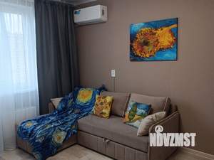 1-к квартира, посуточно, 38м2, 13/16 этаж