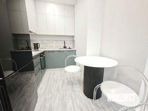 1-к квартира, посуточно, 38м2, 20/23 этаж