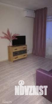 1-к квартира, посуточно, 40м2, 15/16 этаж