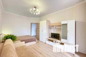 1-к квартира, посуточно, 40м2, 3/9 этаж