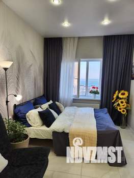 Студия квартира, посуточно, 35м2, 16/20 этаж