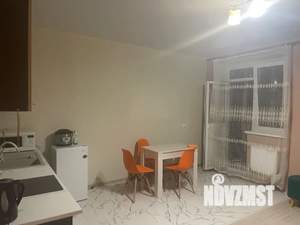 Студия квартира, посуточно, 35м2, 3/12 этаж