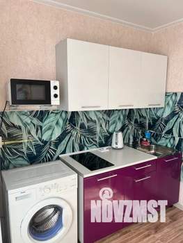 1-к квартира, посуточно, 40м2, 2/21 этаж