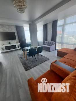 Студия квартира, посуточно, 50м2, 2/5 этаж