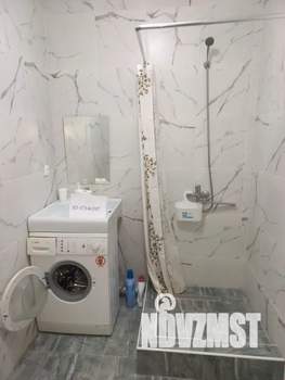 1-к квартира, посуточно, 42м2, 1/20 этаж