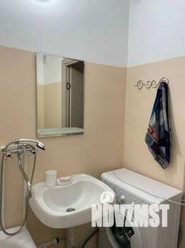 2-к квартира, посуточно, 38м2, 13/16 этаж