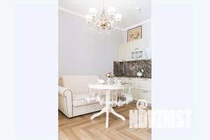 1-к квартира, посуточно, 35м2, 7/20 этаж