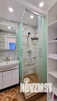 1-к квартира, посуточно, 32м2, 6/9 этаж