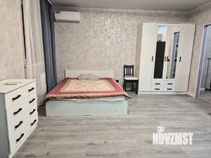 Студия квартира, на длительный срок, 33м2, 1/11 этаж