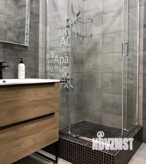 Студия квартира, посуточно, 35м2, 5/20 этаж