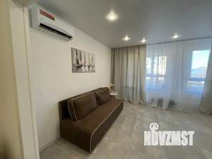 Студия квартира, посуточно, 40м2, 6/15 этаж