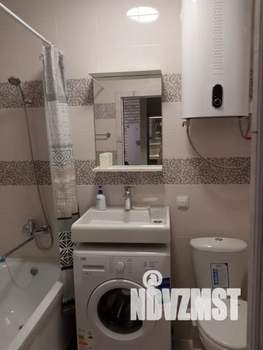 1-к квартира, посуточно, 35м2, 4/20 этаж