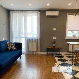 Студия квартира, на длительный срок, 37м2, 11/18 этаж