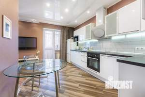 1-к квартира, посуточно, 42м2, 8/18 этаж