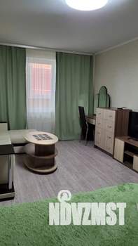 1-к квартира, посуточно, 38м2, 1/16 этаж