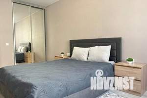 1-к квартира, посуточно, 40м2, 3/8 этаж