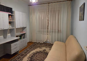 3-к квартира, на длительный срок, 64м2, 1/10 этаж