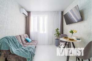 1-к квартира, посуточно, 37м2, 18/24 этаж