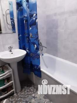Студия квартира, посуточно, 27м2, 2/4 этаж