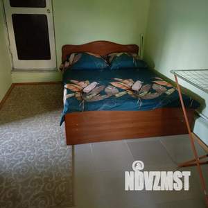 1-к квартира, посуточно, 27м2, 1/2 этаж