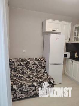 1-к квартира, посуточно, 38м2, 3/16 этаж