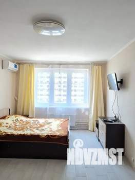 1-к квартира, посуточно, 40м2, 11/16 этаж