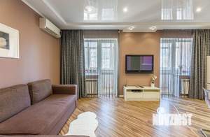 1-к квартира, посуточно, 42м2, 8/18 этаж