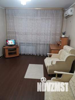 2-к квартира, посуточно, 46м2, 1/5 этаж