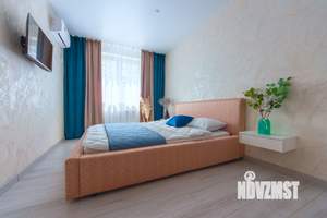 1-к квартира, посуточно, 42м2, 2/21 этаж