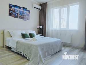 1-к квартира, посуточно, 34м2, 8/17 этаж
