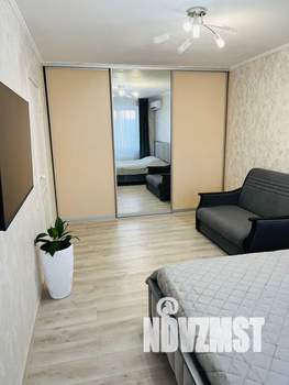 1-к квартира, посуточно, 36м2, 12/16 этаж