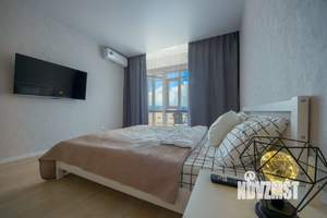 1-к квартира, посуточно, 42м2, 10/17 этаж