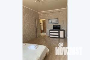 1-к квартира, посуточно, 49м2, 2/5 этаж