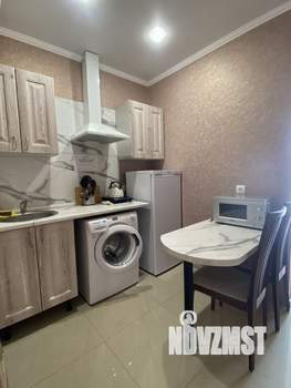 Студия квартира, посуточно, 25м2, 1/6 этаж